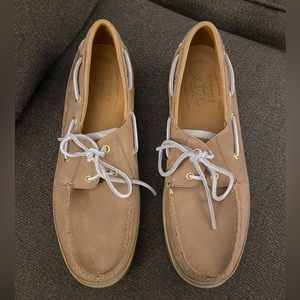 Size 14M Sperry Exclusive Gold Cup Series.
